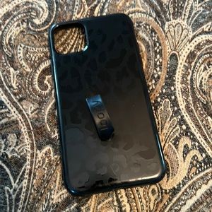 11 Pro Max black cheetah Loopy iPhone case.